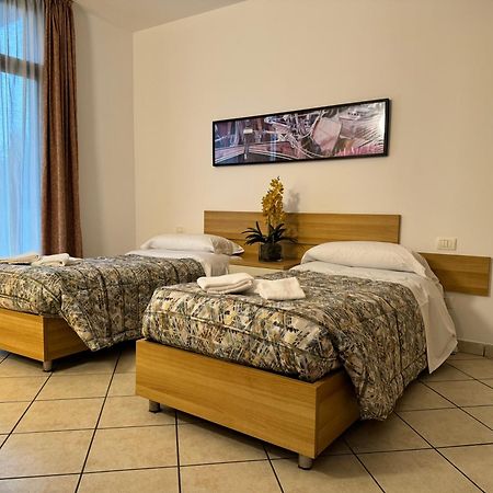 Residence Malpensa ซอมมา ลอมบาร์โด ภายนอก รูปภาพ