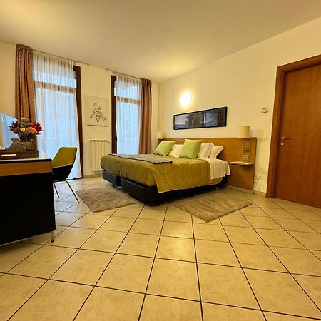 Residence Malpensa ซอมมา ลอมบาร์โด ภายนอก รูปภาพ