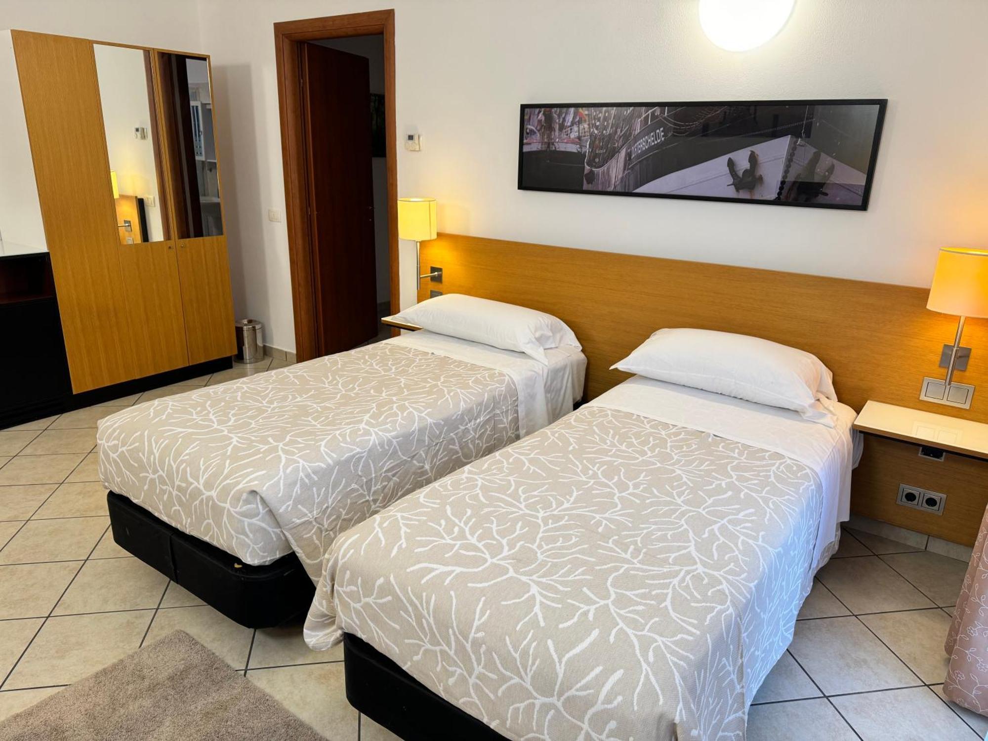 Residence Malpensa ซอมมา ลอมบาร์โด ภายนอก รูปภาพ
